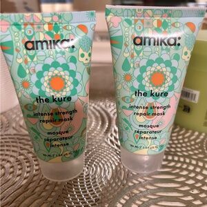 Amika The Kure Repair Mask with Mint and Pink Design two-piece
